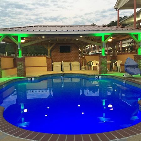 Selmer Star Plus Inn & Suites المظهر الخارجي الصورة