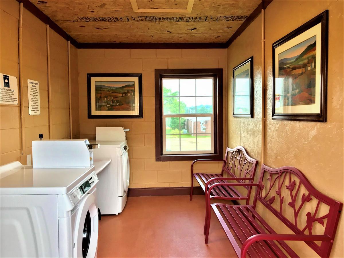 Selmer Star Plus Inn & Suites المظهر الخارجي الصورة
