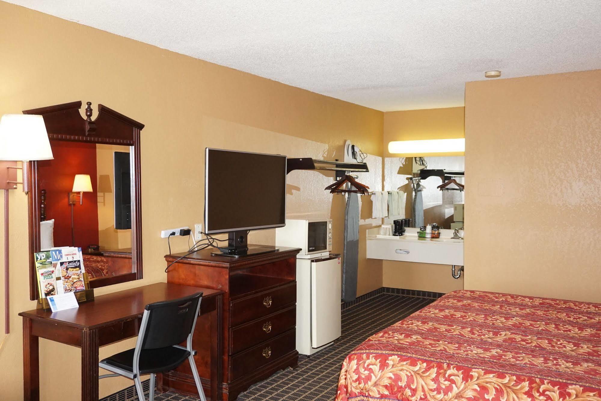 Selmer Star Plus Inn & Suites المظهر الخارجي الصورة