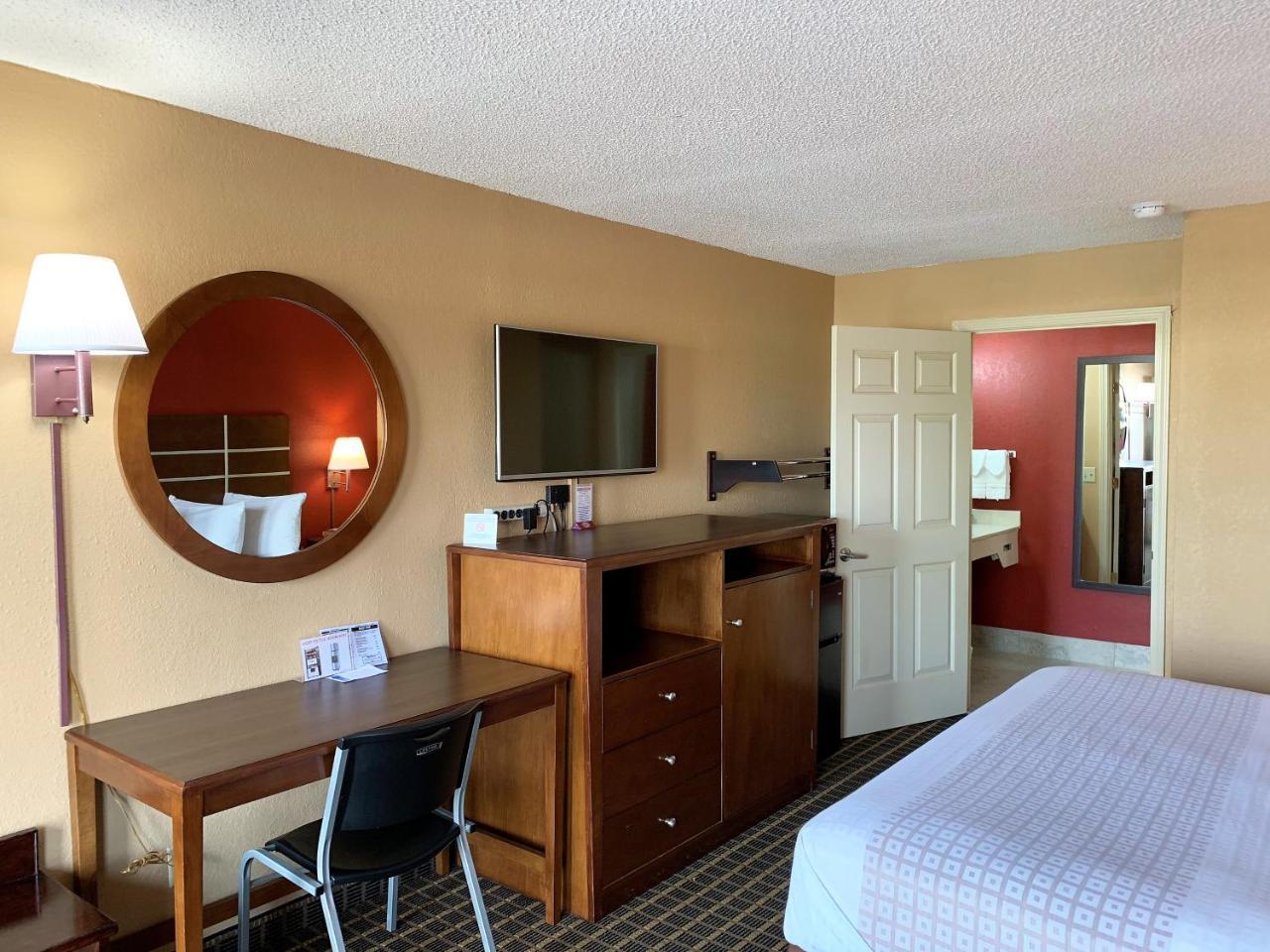Selmer Star Plus Inn & Suites المظهر الخارجي الصورة