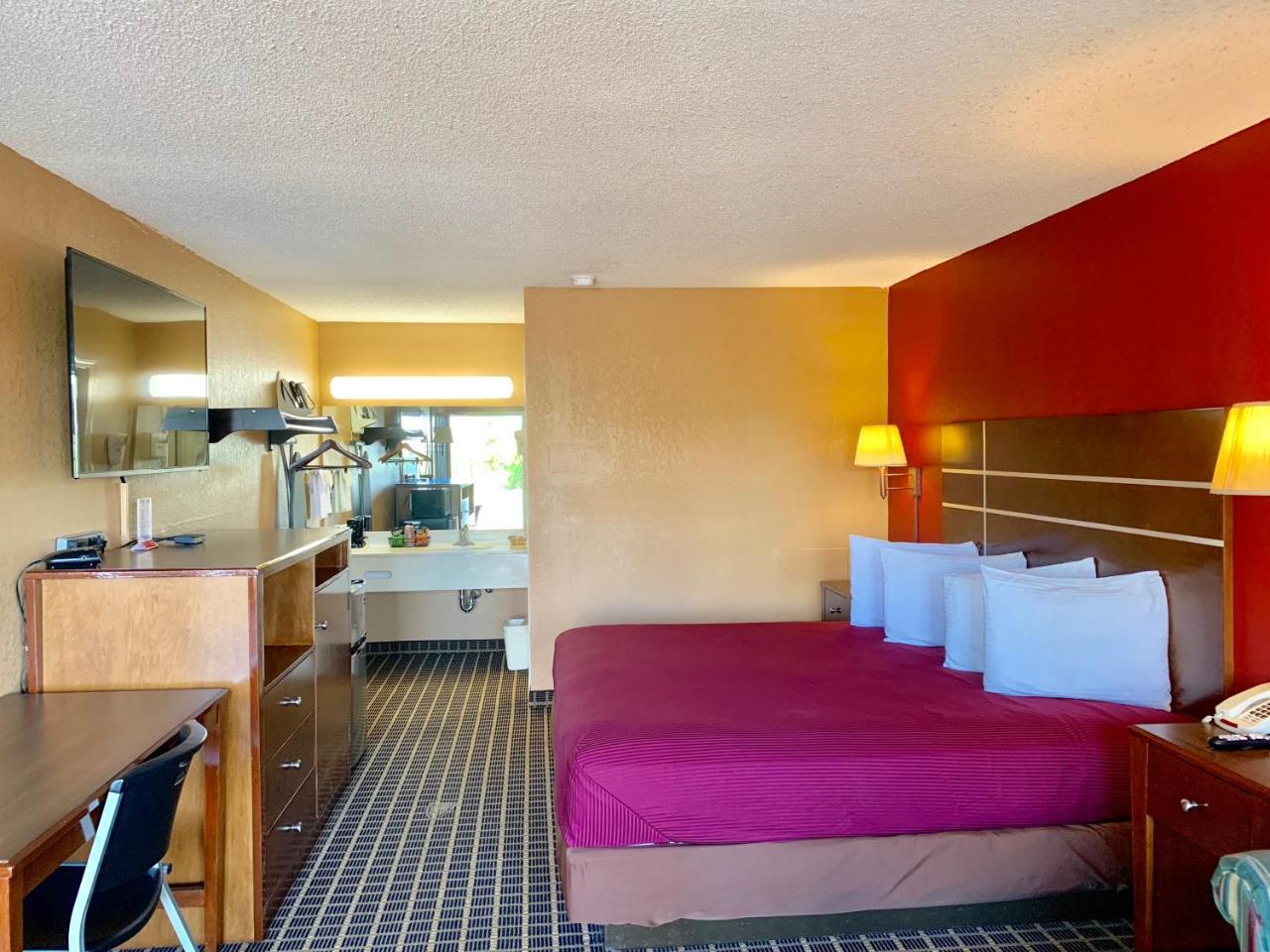Selmer Star Plus Inn & Suites المظهر الخارجي الصورة