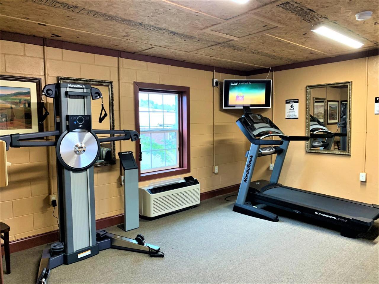 Selmer Star Plus Inn & Suites المظهر الخارجي الصورة