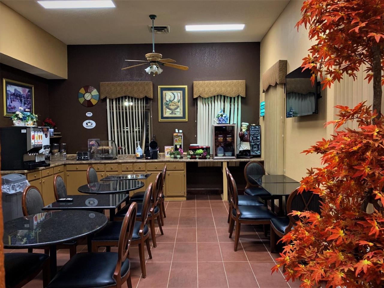 Selmer Star Plus Inn & Suites المظهر الخارجي الصورة