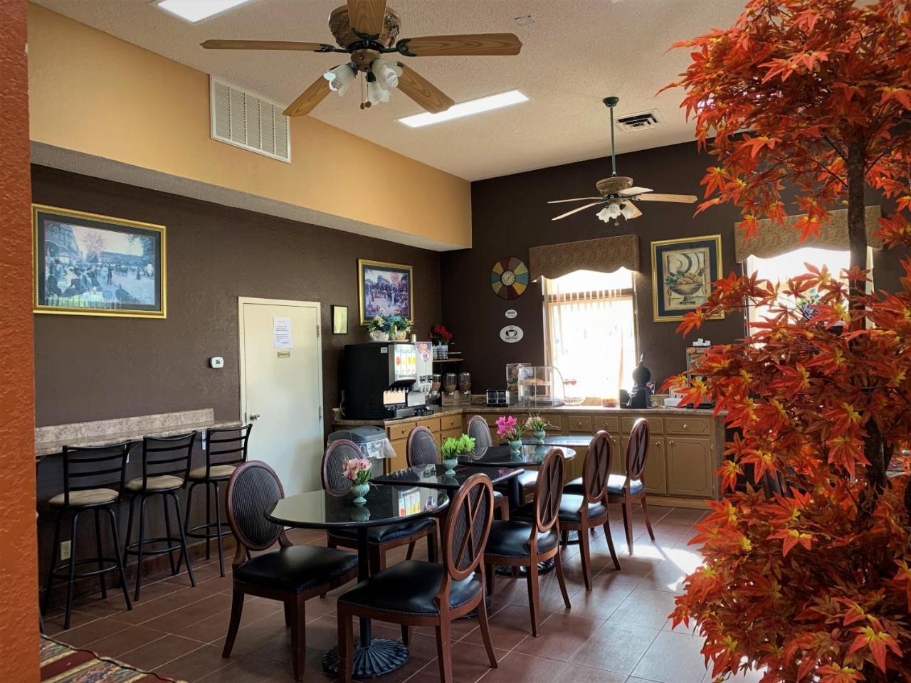 Selmer Star Plus Inn & Suites المظهر الخارجي الصورة