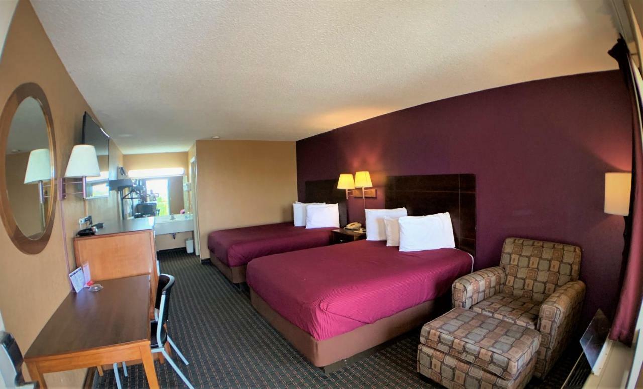 Selmer Star Plus Inn & Suites المظهر الخارجي الصورة